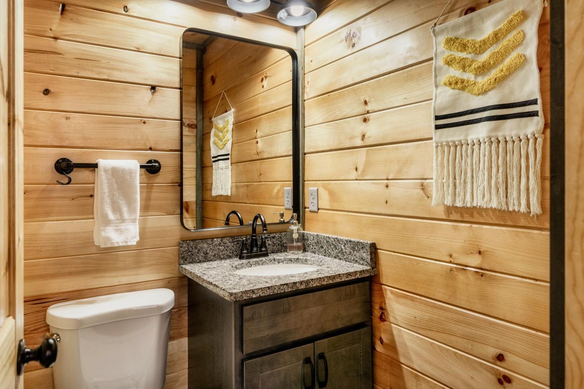 Mountainscape - Brand New Cabin W Views - Hottub - Firetable - Ps5 - Pooltable - 3 Pools Gatlinburg Dış mekan fotoğraf