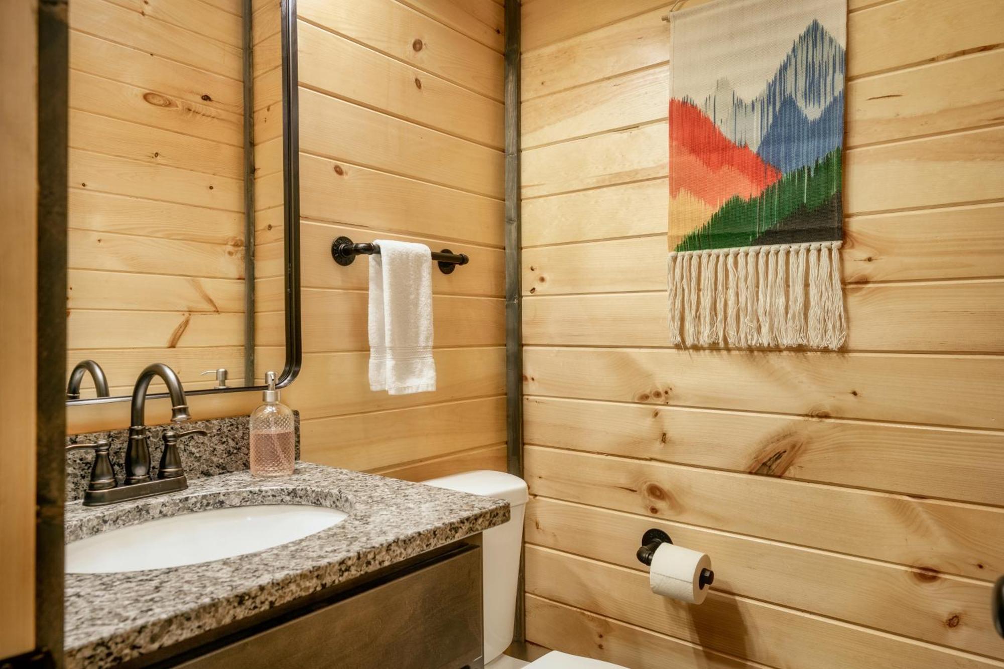 Mountainscape - Brand New Cabin W Views - Hottub - Firetable - Ps5 - Pooltable - 3 Pools Gatlinburg Dış mekan fotoğraf
