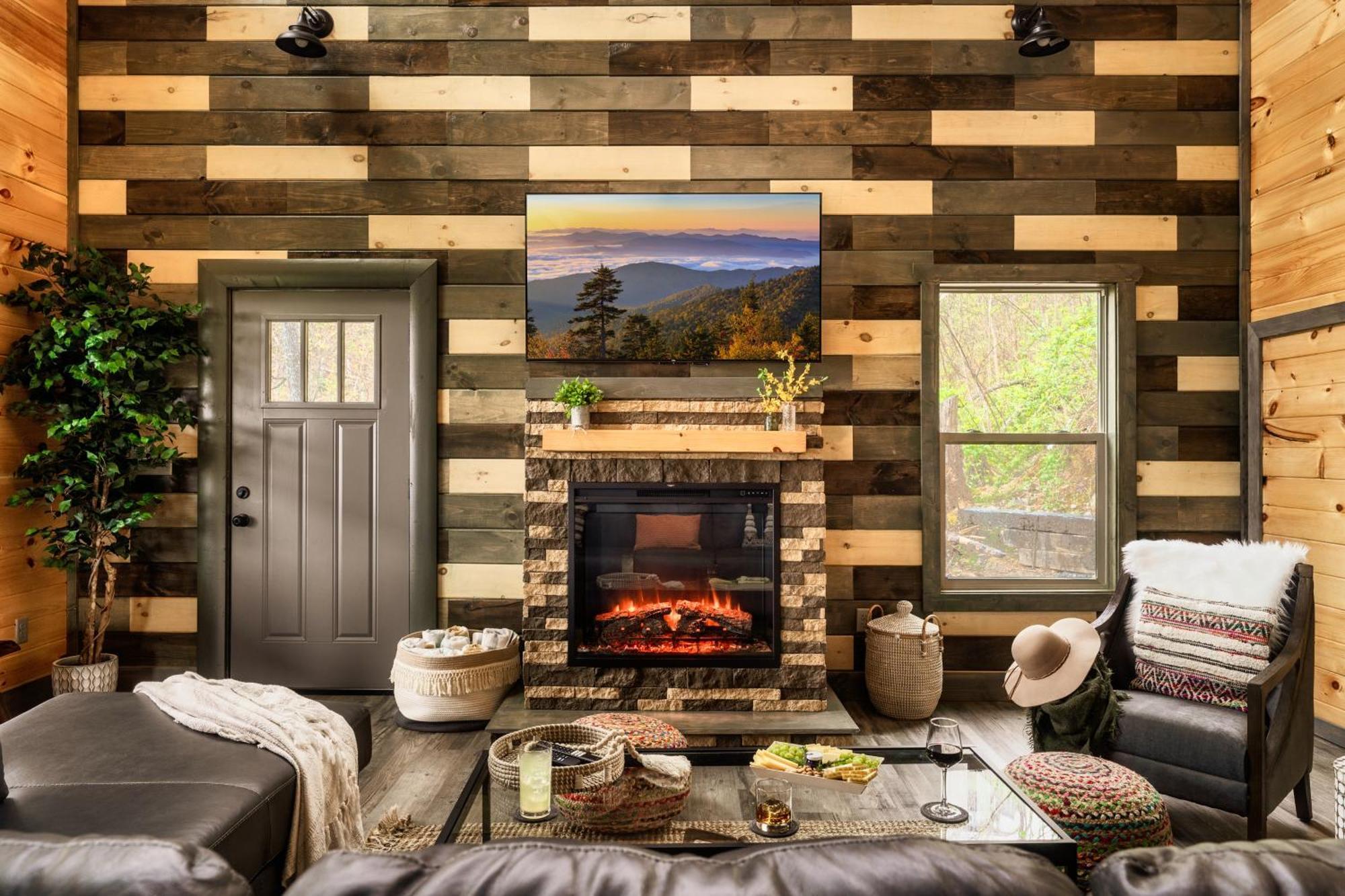 Mountainscape - Brand New Cabin W Views - Hottub - Firetable - Ps5 - Pooltable - 3 Pools Gatlinburg Dış mekan fotoğraf